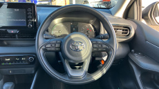 Toyota Yaris 1.5 Hybrid Icon 5dr CVT Hybrid Hatchback